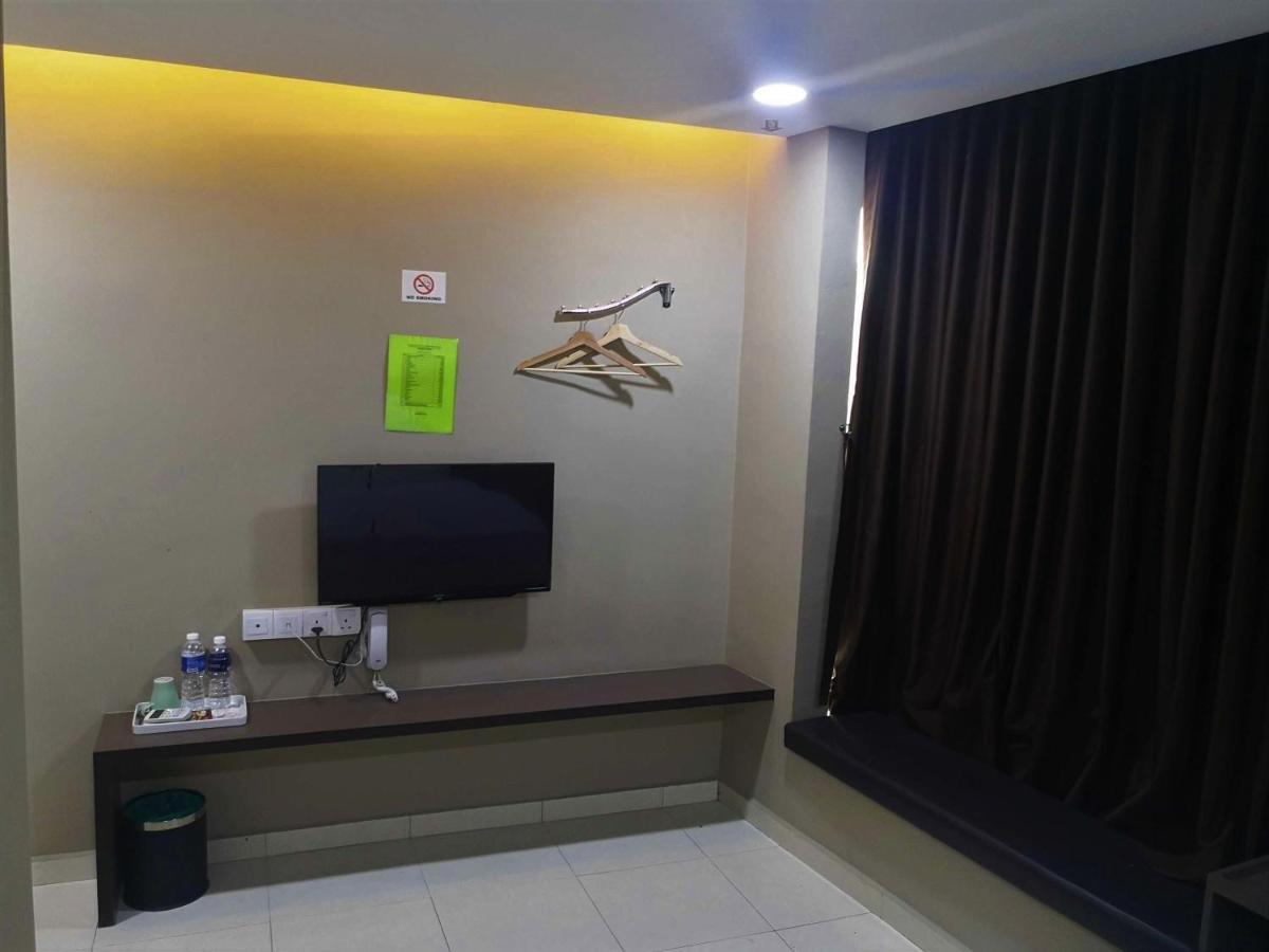 Tropika Garden Hotel Johor Bahru Luaran gambar