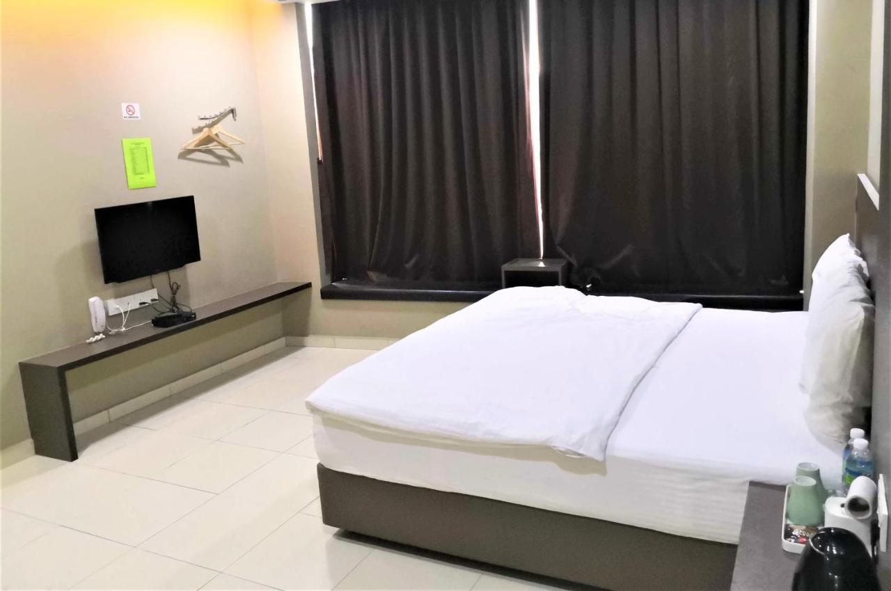 Tropika Garden Hotel Johor Bahru Luaran gambar